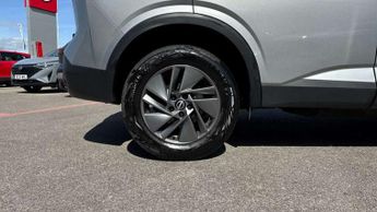 Nissan Qashqai 1.3 DiG-T MH 158 Acenta Premium 5dr Xtronic