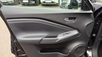 Nissan Juke 1.6 Hybrid N-Connecta 5dr Auto