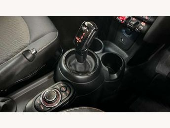 MINI Hatchback 1.5 Cooper Classic 3dr Auto