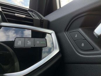 Audi Q3 35 TFSI S Line 5dr S Tronic [Leather]