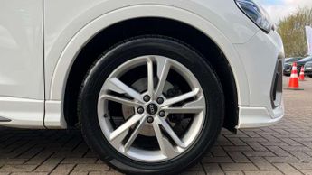 Audi Q3 35 TFSI S Line 5dr S Tronic