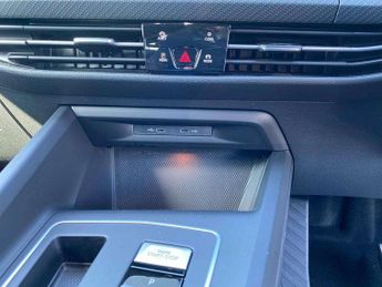 Volkswagen Golf 1.5 eTSI 150 R-Line 5dr DSG