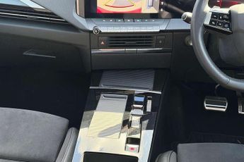 Vauxhall Astra 1.2 Turbo 130 Ultimate 5dr Auto