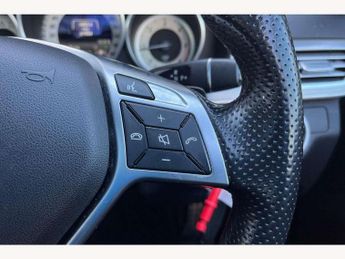 Mercedes-Benz E-Class E220 BlueTEC AMG Night Ed Premium 4dr 7G-Tronic