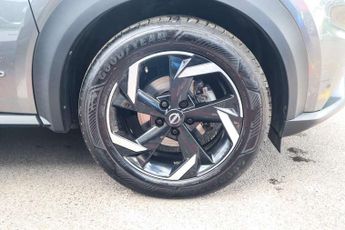 Nissan Juke 1.6 Hybrid N-Connecta 5dr Auto