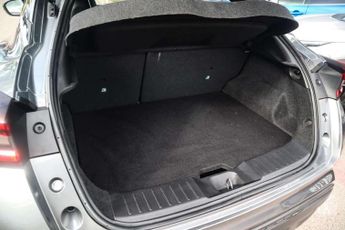 Nissan Juke 1.6 Hybrid N-Connecta 5dr Auto
