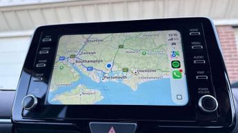 Toyota Yaris 1.5 Hybrid Design 5dr CVT