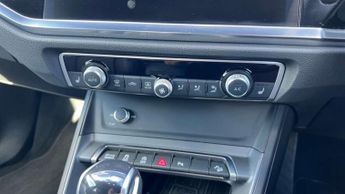 Audi Q3 35 TFSI S Line 5dr S Tronic [Leather]