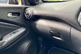 Nissan Juke 1.6 Hybrid Tekna 5dr Auto