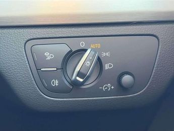 Audi Q5 50 TFSI e Quattro S Line 5dr S Tronic