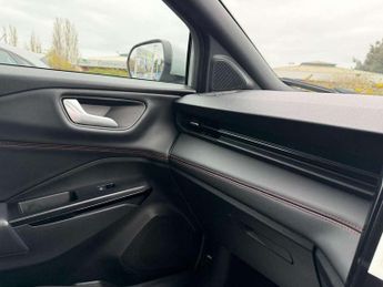 Ford Puma 1.0 EcoBoost Hybrid mHEV ST-Line X 5dr DCT