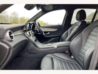 Mercedes-Benz GLC GLC 220d 4Matic AMG Line Premium 5dr 9G-Tronic