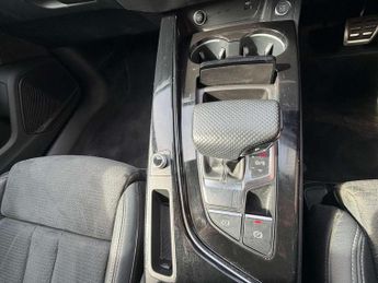 Audi A4 Avant 40 TFSI 204 Black Edition 5dr S Tronic