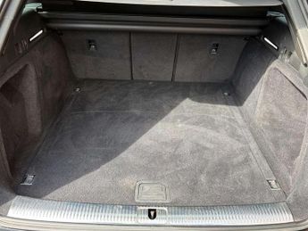 Audi A4 Avant 40 TFSI 204 Black Edition 5dr S Tronic