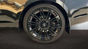 Land Rover Range Rover 3.0 D300 SE 4dr Auto