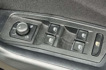 Volkswagen T-Roc 1.5 TSI EVO Life 5dr DSG