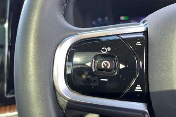 Volvo XC60 2.0 B5P Ultimate Dark 5dr AWD Geartronic