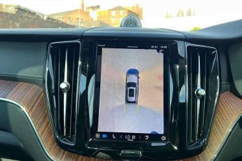 Volvo XC60 2.0 B5P Ultimate Dark 5dr AWD Geartronic