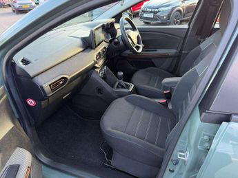 Dacia Sandero Stepway 1.0 TCe Journey 5dr CVT