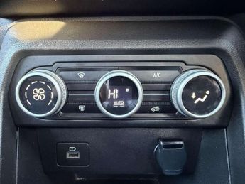 Dacia Sandero Stepway 1.0 TCe Journey 5dr CVT