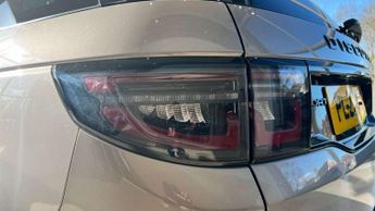 Land Rover Discovery Sport 2.0 D200 R-Dynamic SE 5dr Auto [5 Seat]