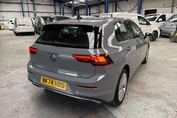 Volkswagen Golf 1.5 eTSI Style 5dr DSG