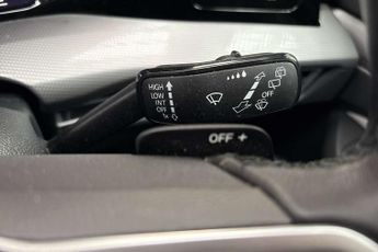 Volkswagen Golf 1.5 eTSI Style 5dr DSG