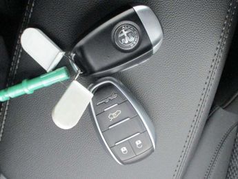 Alfa Romeo Stelvio 2.0 Turbo 200 Sprint 5dr Auto