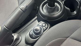 MINI Hatchback 1.5 Cooper Classic 3dr Auto