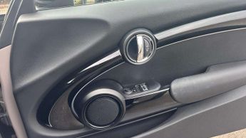 MINI Hatchback 1.5 Cooper Classic 3dr Auto