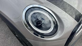 MINI Hatchback 1.5 Cooper Classic 3dr Auto