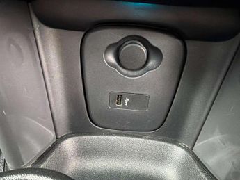 MINI Hatchback 5dr 1.5 Cooper Classic II 5dr Auto