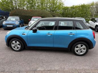 MINI Hatchback 5dr 1.5 Cooper Classic II 5dr Auto