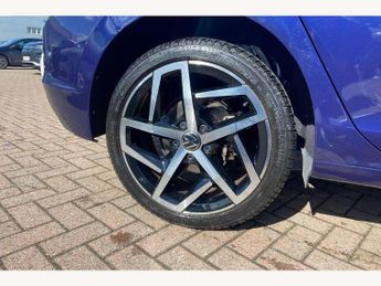 Volkswagen Golf 1.5 eTSI 150 Style 5dr DSG