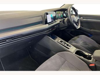 Volkswagen Golf 1.5 eTSI Style 5dr DSG