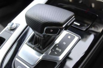 Audi A4 Avant 35 TFSI S Line 5dr S Tronic