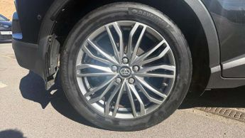 Toyota C-HR 1.8 Hybrid Excel 5dr CVT