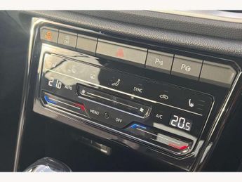 Volkswagen T-Roc 1.5 TSI R-Line 2dr DSG