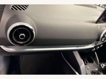 Audi Q2 35 TFSI Black Edition 5dr S Tronic