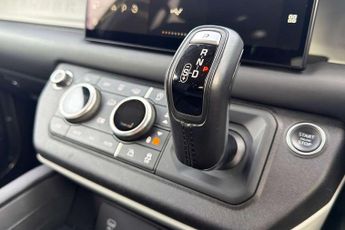 Land Rover Defender 3.0 D250 HSE 110 5dr Auto