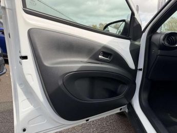 Toyota Aygo X 1.0 VVT-i Edge 5dr Auto