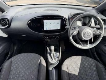 Toyota Aygo X 1.0 VVT-i Edge 5dr Auto