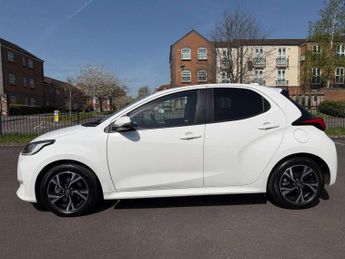 Toyota Yaris 1.5 Hybrid Design 5dr CVT