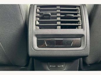 Volkswagen Golf 1.5 eTSI 150 Active 5dr DSG