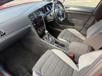Volkswagen Golf 1.5 TSI EVO 150 R-Line 5dr DSG