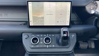 Land Rover Defender 3.0 D300 X-Dynamic HSE 90 3dr Auto