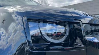 Land Rover Defender 3.0 D300 X-Dynamic HSE 90 3dr Auto