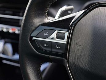 Peugeot 208 1.2 PureTech 100 Allure 5dr EAT8