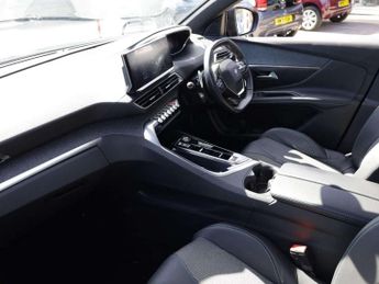 Peugeot 3008 1.2 PureTech Allure Premium+ 5dr EAT8