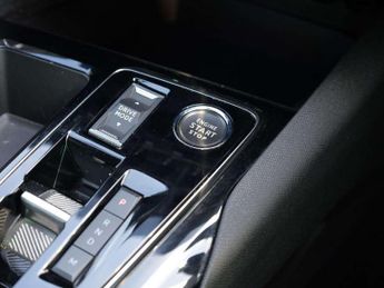 Peugeot 3008 1.2 PureTech Allure Premium+ 5dr EAT8